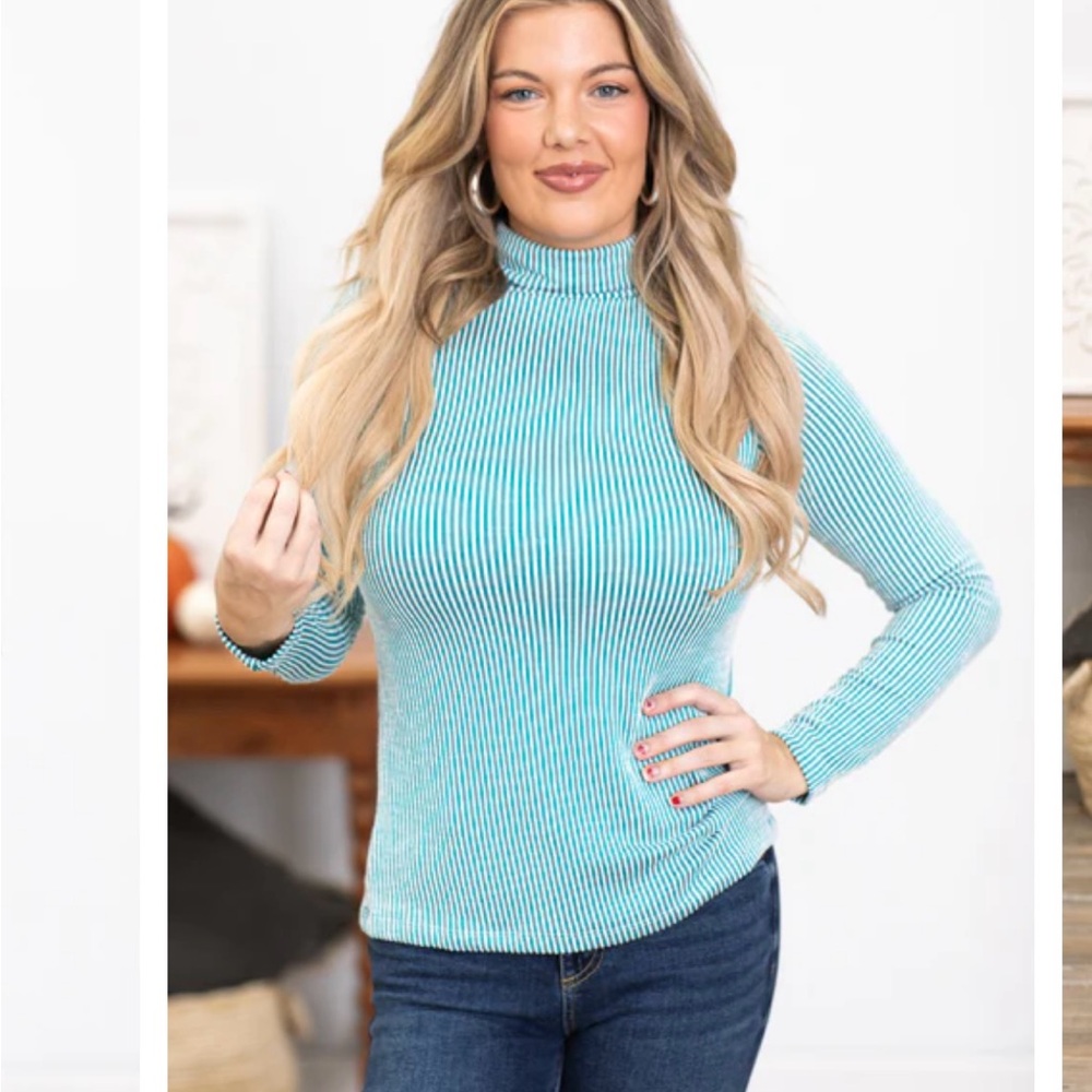 Women's Turquoise Ribbed Turtleneck Sweater